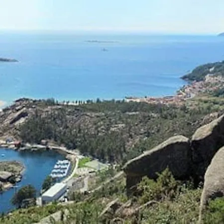 Casa De Playa Y Montana Дом отдыха A Carballa
